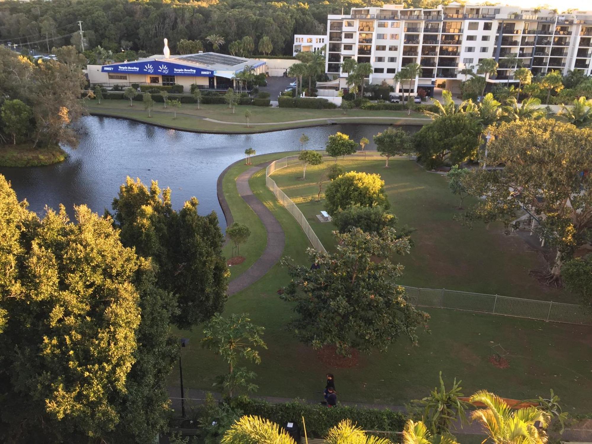 Coral Sea Views Penthouse Apartment Alexandra Headland Bagian luar foto